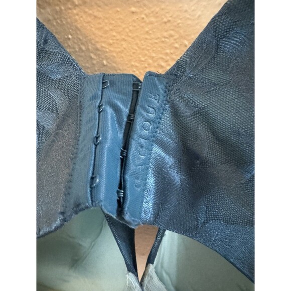 Cacique Invisible Lace Backsmoother Lightly Lined Balconette Bra 46DDD - Picture 6 of 6